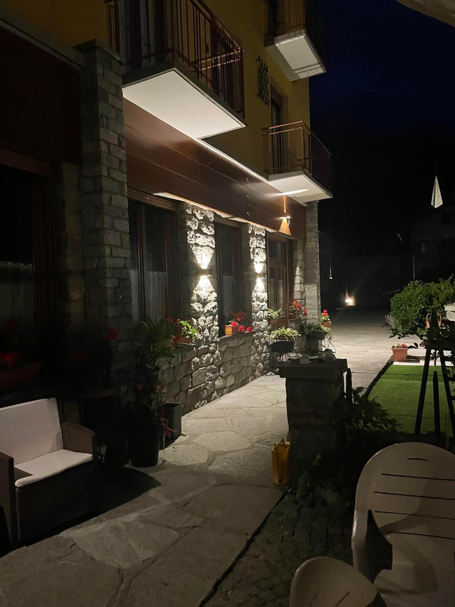 Albergo Mologna Gaby Buitenkant foto